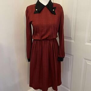 Vintage 80's IFI Red and Black  Bow Knit Long Sleeve Dress Size 2